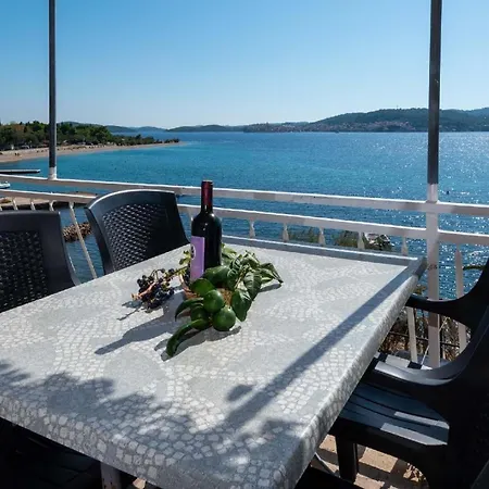 Ferienwohnung Fuer 6 Personen Ca 60 Qm In Kuciste, Dalmatien Sueddalmatien * Kuciste